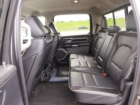 Used 2022 RAM 1500 Laramie AWD/4WD image 10
