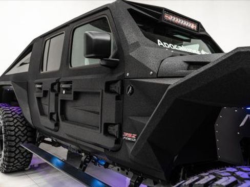 Used 2025 Jeep Gladiator Sport image 28