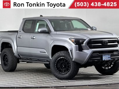 New 2025 Toyota Tacoma SR5