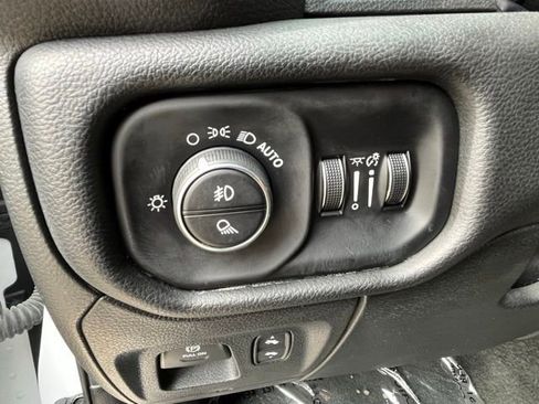Used 2023 RAM 1500 Laramie image 20