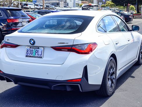 Used 2024 BMW i4 xDrive40i AWD/4WD image 22
