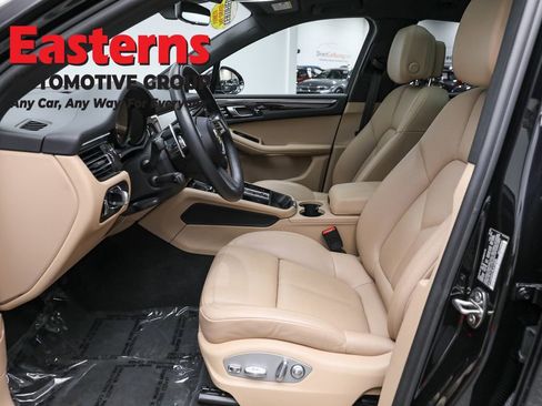 Used 2024 Porsche Macan image 14