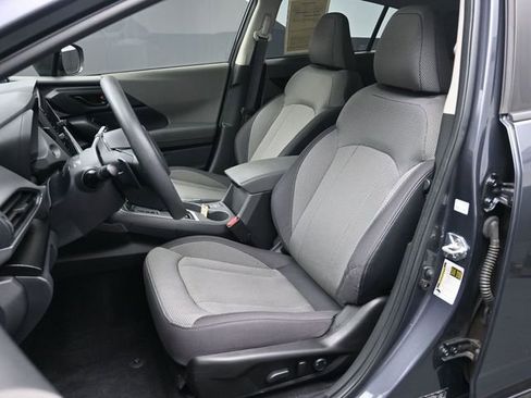 Used 2024 Subaru Crosstrek 2.0i Premium AWD/4WD image 17