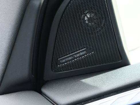 Certified 2025 BMW X3 xDrive30i w/ Premium Package image 25