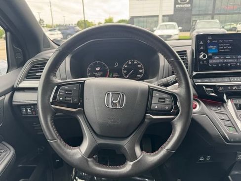 Used 2025 Honda Odyssey Sport-L image 22