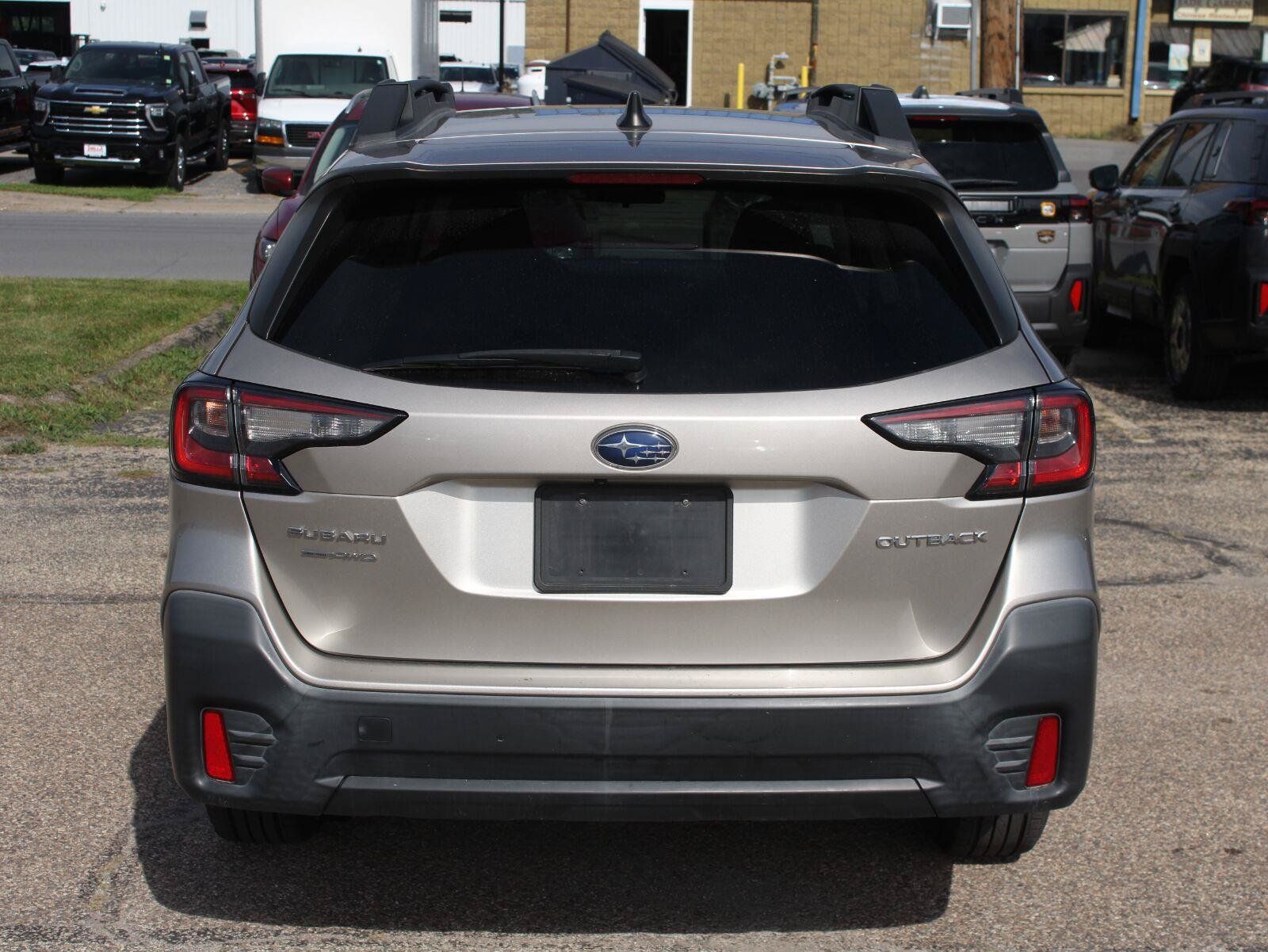 Used 2020 Subaru Outback Premium AWD/4WD image 6