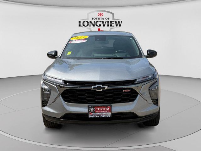 Used 2025 Chevrolet Trax RS w/ Driver Confidence Package FWD image 8