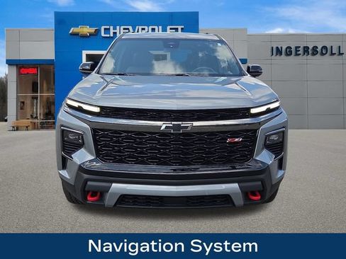 Used 2026 Chevrolet Traverse Z71 AWD/4WD image 2