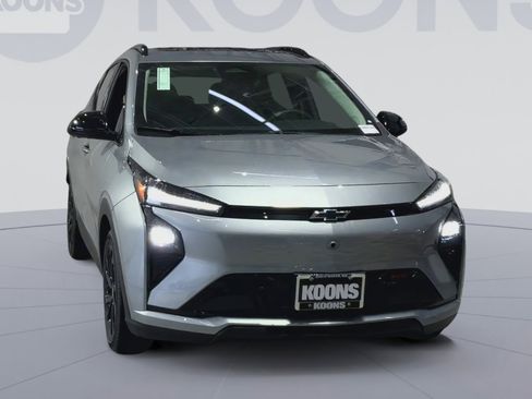 New 2027 Chevrolet Bolt RS w/ Technology Package FWD image 4