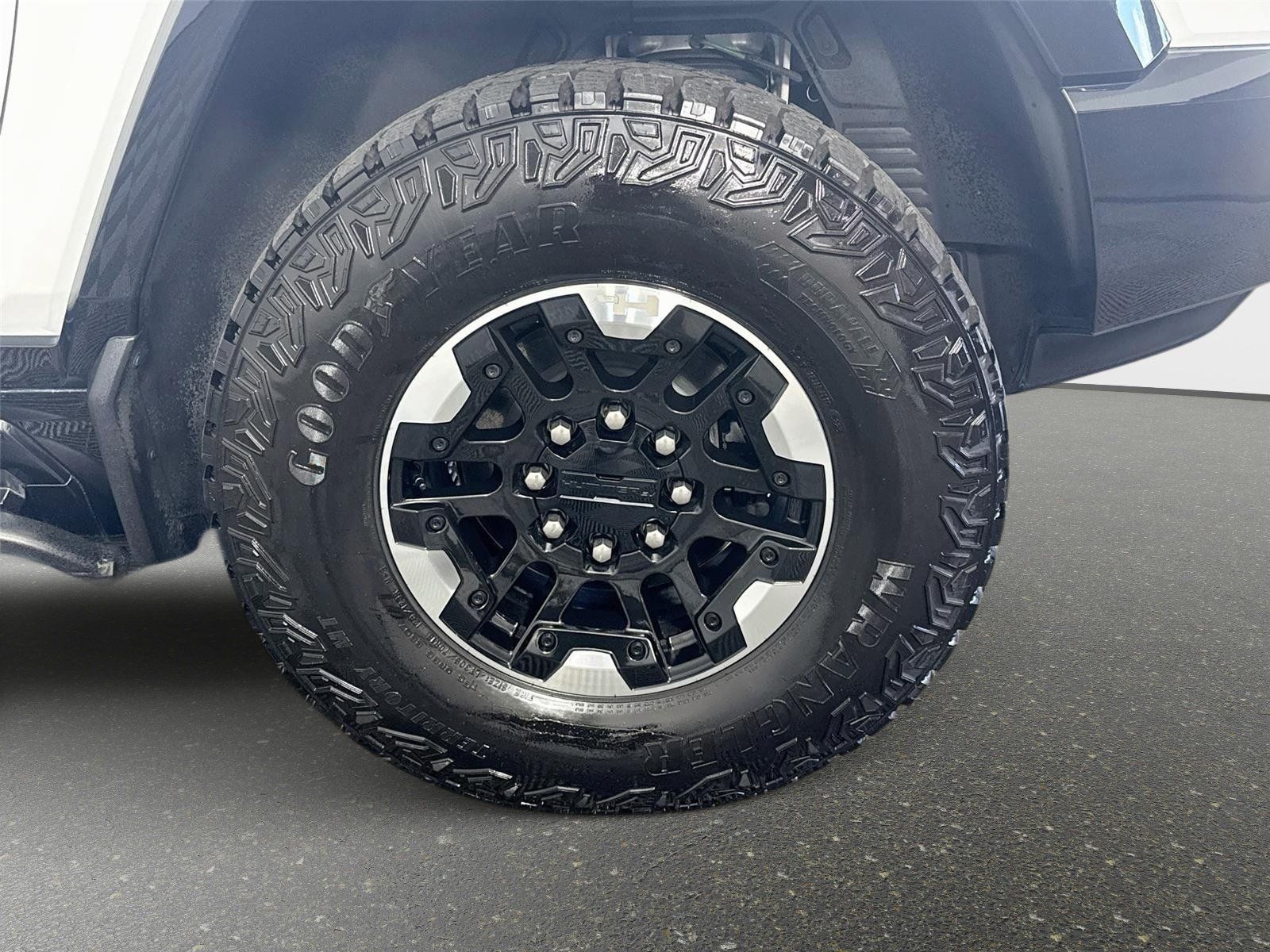 Used 2024 GMC Hummer EV 3X w/ Extreme Off-Road Package AWD/4WD image 32