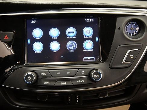 Used 2017 Buick Envision Essence image 23