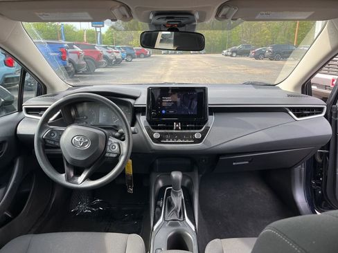 Used 2024 Toyota Corolla LE FWD image 16