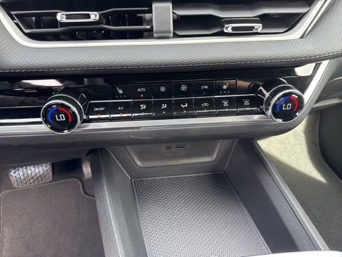 New 2026 Chevrolet Equinox LT image 25