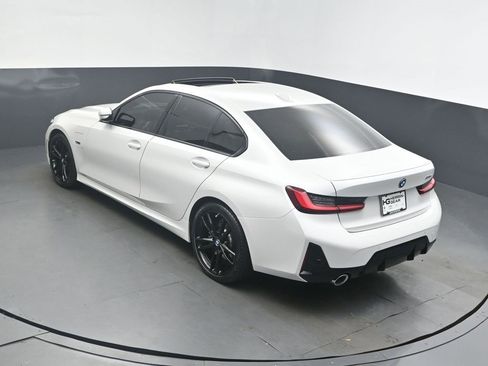 Certified 2023 BMW 330e w/ M Sport Package image 33