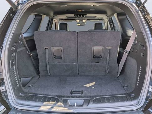 Used 2024 Dodge Durango GT AWD/4WD image 12