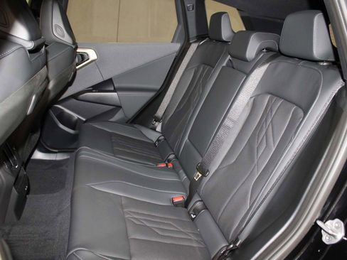 Certified 2025 BMW X3 xDrive30i image 17