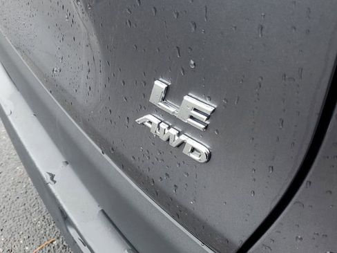 Used 2024 Toyota RAV4 LE image 6