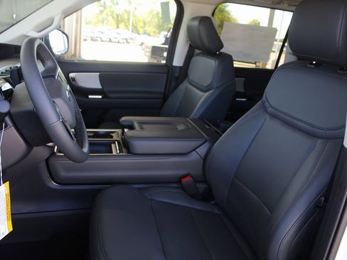 New 2025 Ford Expedition Max Active image 15