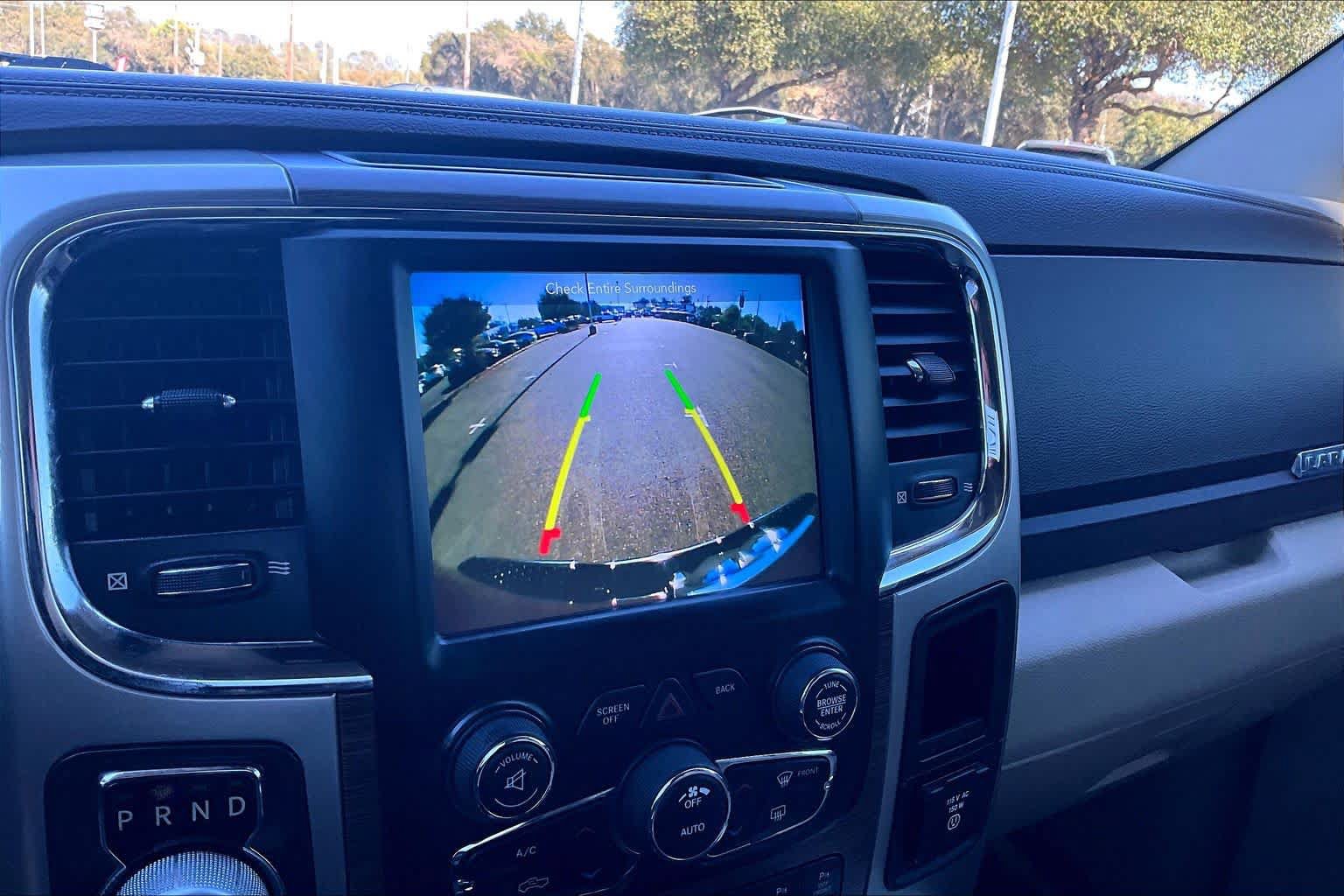 Used 2018 RAM 1500 Laramie w/ Convenience Group AWD/4WD image 26