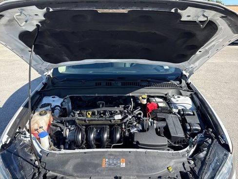 Used 2018 Ford Fusion S w/ Equipment Group 101A image 25