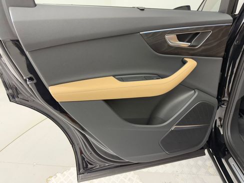 New 2026 Audi Q7 Premium Plus image 24