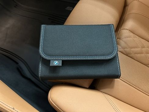 Used 2023 BMW 540i xDrive w/ M Sport Package image 34