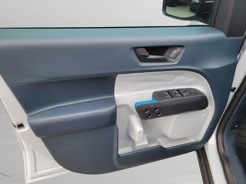 New 2026 Ford Maverick XLT w/ XLT Luxury Package image 6