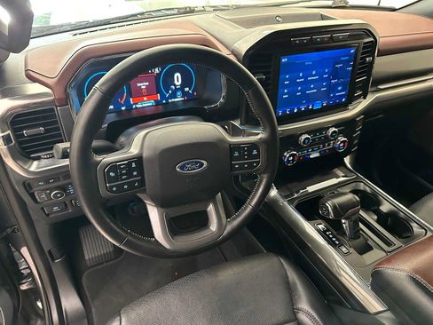 Used 2021 Ford F150 Lariat AWD/4WD image 2