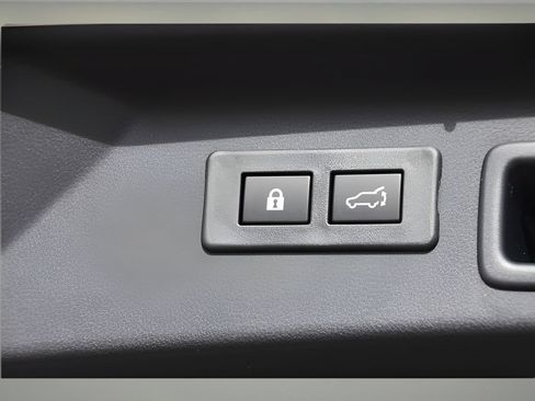Certified 2026 Subaru Forester Premium AWD/4WD image 25