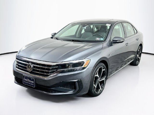 Used 2020 Volkswagen Passat 2.0T R-Line FWD image 3