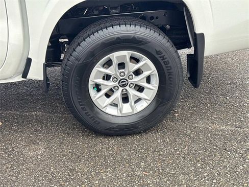 New 2026 Nissan Frontier S image 11