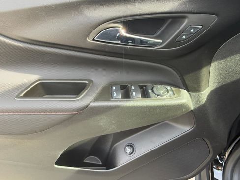 Used 2024 Chevrolet Equinox RS image 18