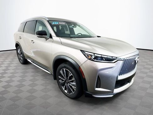 Certified 2026 INFINITI QX60 Luxe w/ Cargo Package FWD image 3