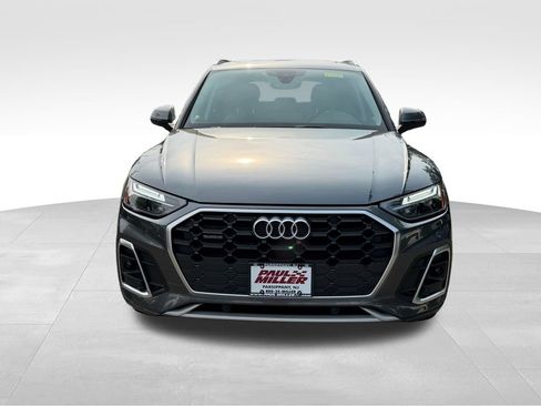 Certified 2023 Audi Q5 2.0T Premium w/ Convenience Package AWD/4WD image 2