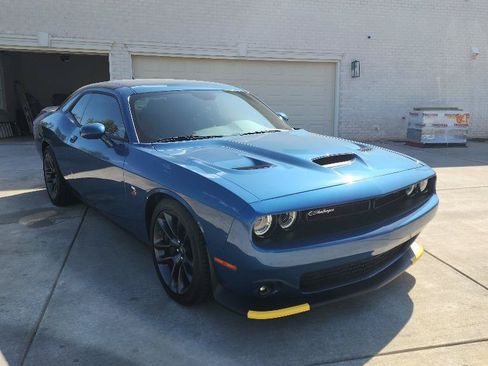 Used 2023 Dodge Challenger R/T Scat Pack RWD image 1