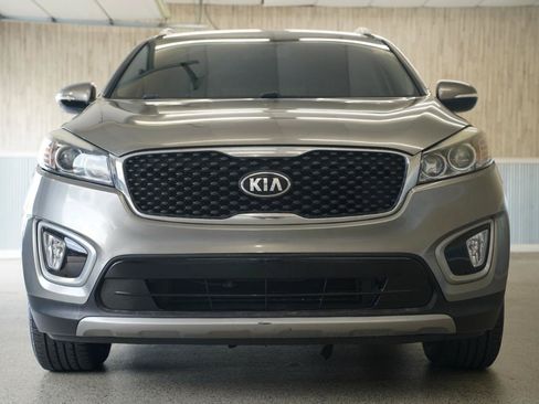 Used 2016 Kia Sorento EX AWD/4WD image 3