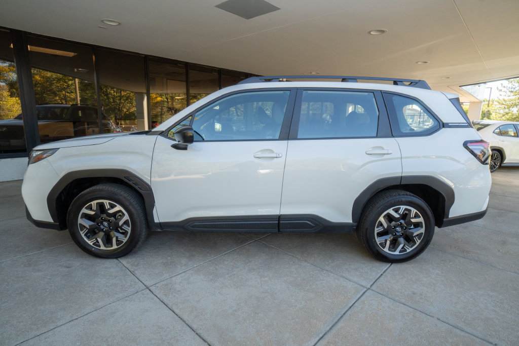 Used 2026 Subaru Forester AWD/4WD image 4