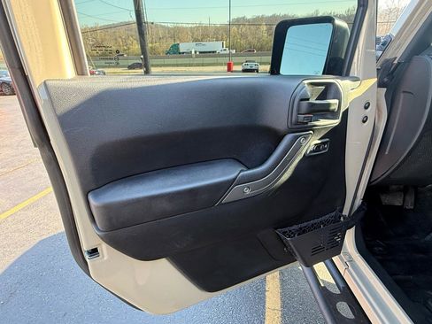 Used 2017 Jeep Wrangler Sport w/ Quick Order Package 24S image 16