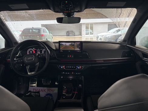 Used 2025 Audi SQ5 Premium Plus w/ Premium Plus Package image 19