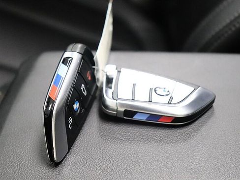 Used 2024 BMW 330i w/ M-Sport Package w/ M Sport Package RWD image 31