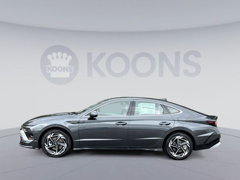 New 2026 Hyundai Sonata SEL image 2