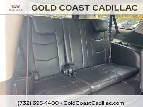 Used 2019 Cadillac Escalade ESV Premium Luxury image 13