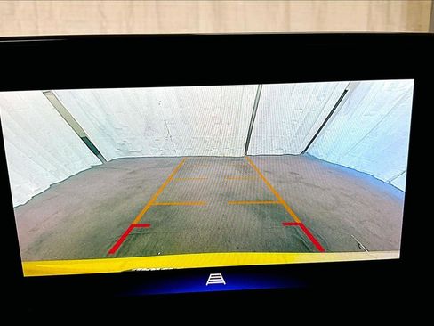 Used 2024 Chevrolet Trax RS w/ Driver Confidence Package image 20