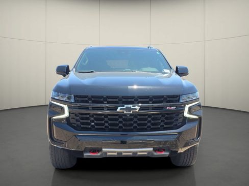Used 2023 Chevrolet Tahoe Z71 w/ Luxury Package AWD/4WD image 2