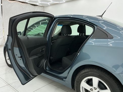 Used 2012 Chevrolet Cruze LT FWD image 12