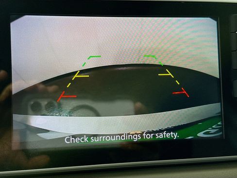 Used 2021 Nissan Versa SV image 19