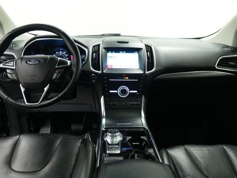 Used 2019 Ford Edge Titanium w/ Cold Weather Package AWD/4WD image 36