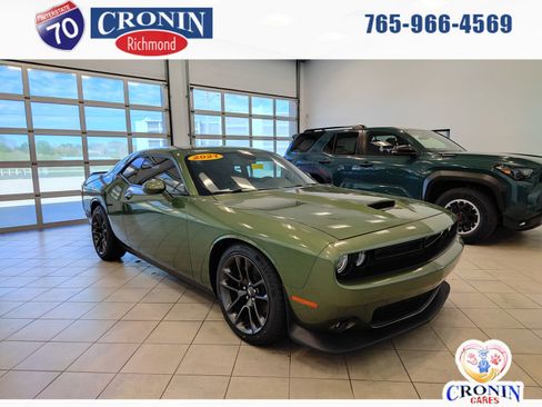Used 2021 Dodge Challenger GT w/ Blacktop Package RWD image 1