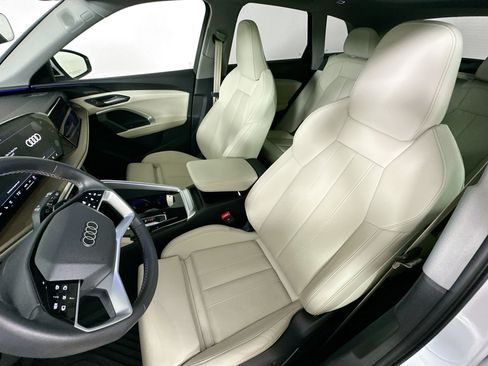 Used 2025 Audi Q5 Prestige AWD/4WD image 25