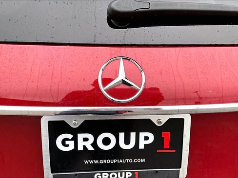 Used 2022 Mercedes-Benz GLB 250 image 32